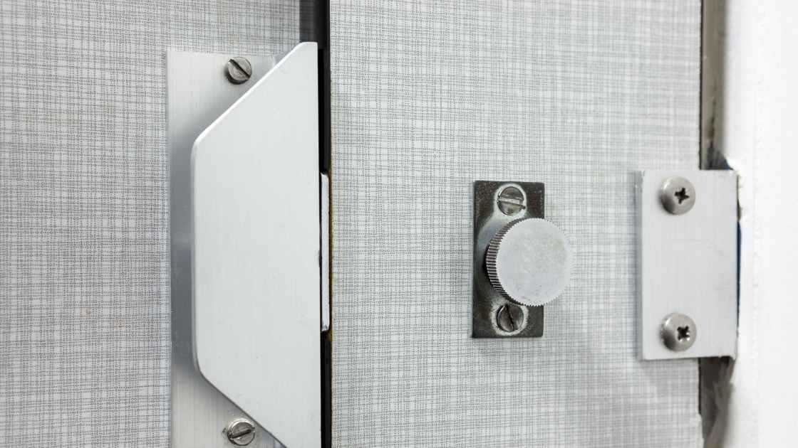 changer serrure wc